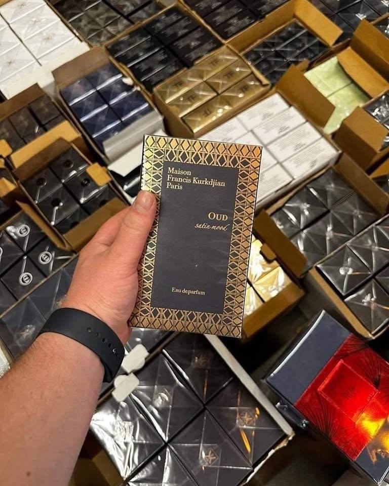 IMG_8851 Premium Designer Fragrance Liquidation Pallet – Luxury Perfume Mixed Lot – image 3