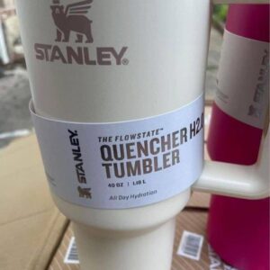 Stanley Cup Pallets – image 4