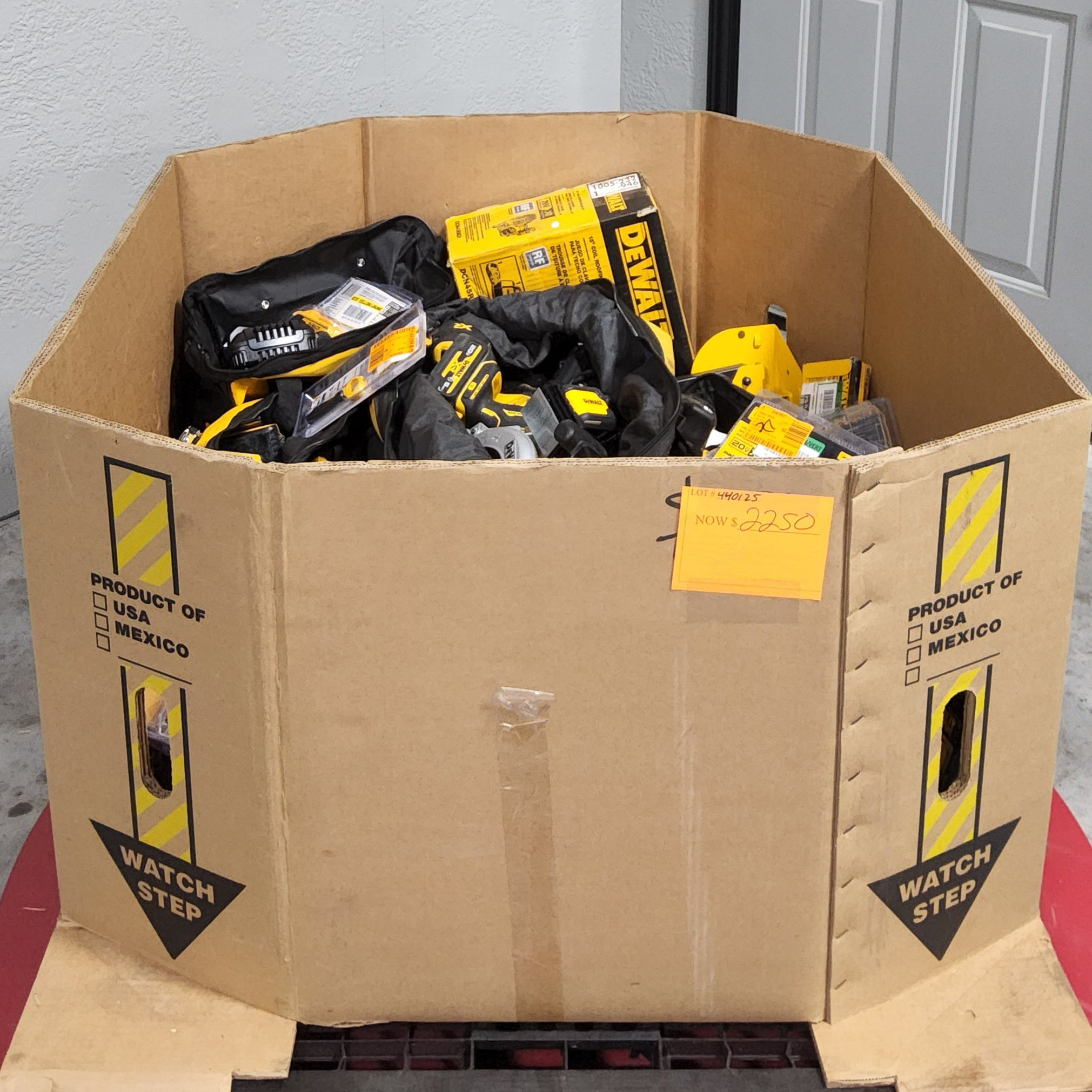 DeWalt Tool Pallet – Lot 440125