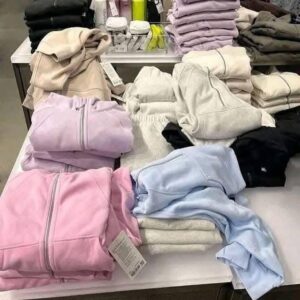Lululemon Clothing Pallet (400 Items)
